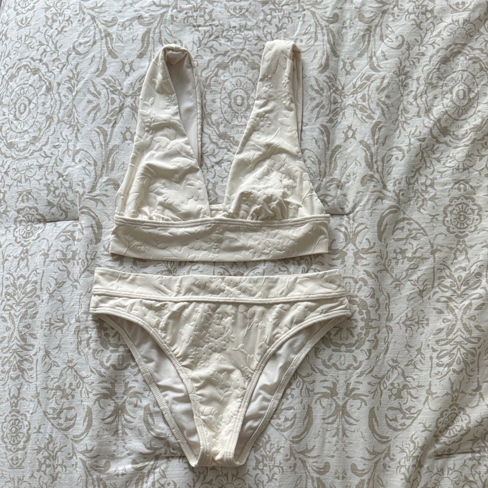 Billabong Cream Floral Bikini Set